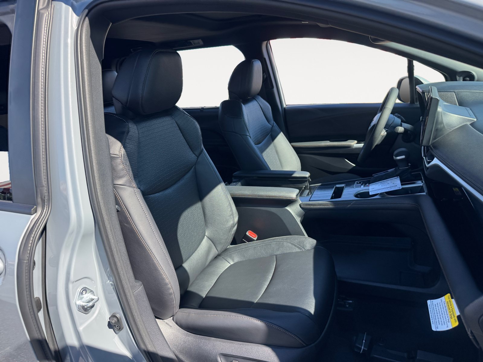 New 2026 Toyota Sienna XLE Woodland Edition AWD/4WD image 15
