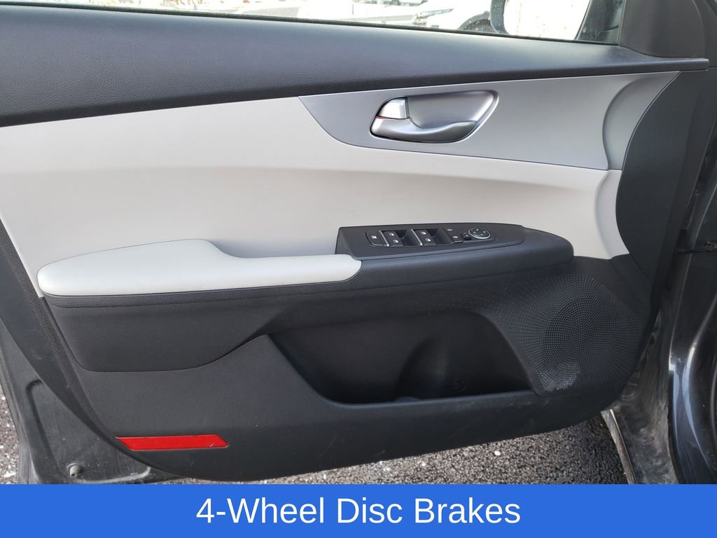 Used 2022 Kia Forte LXS image 16