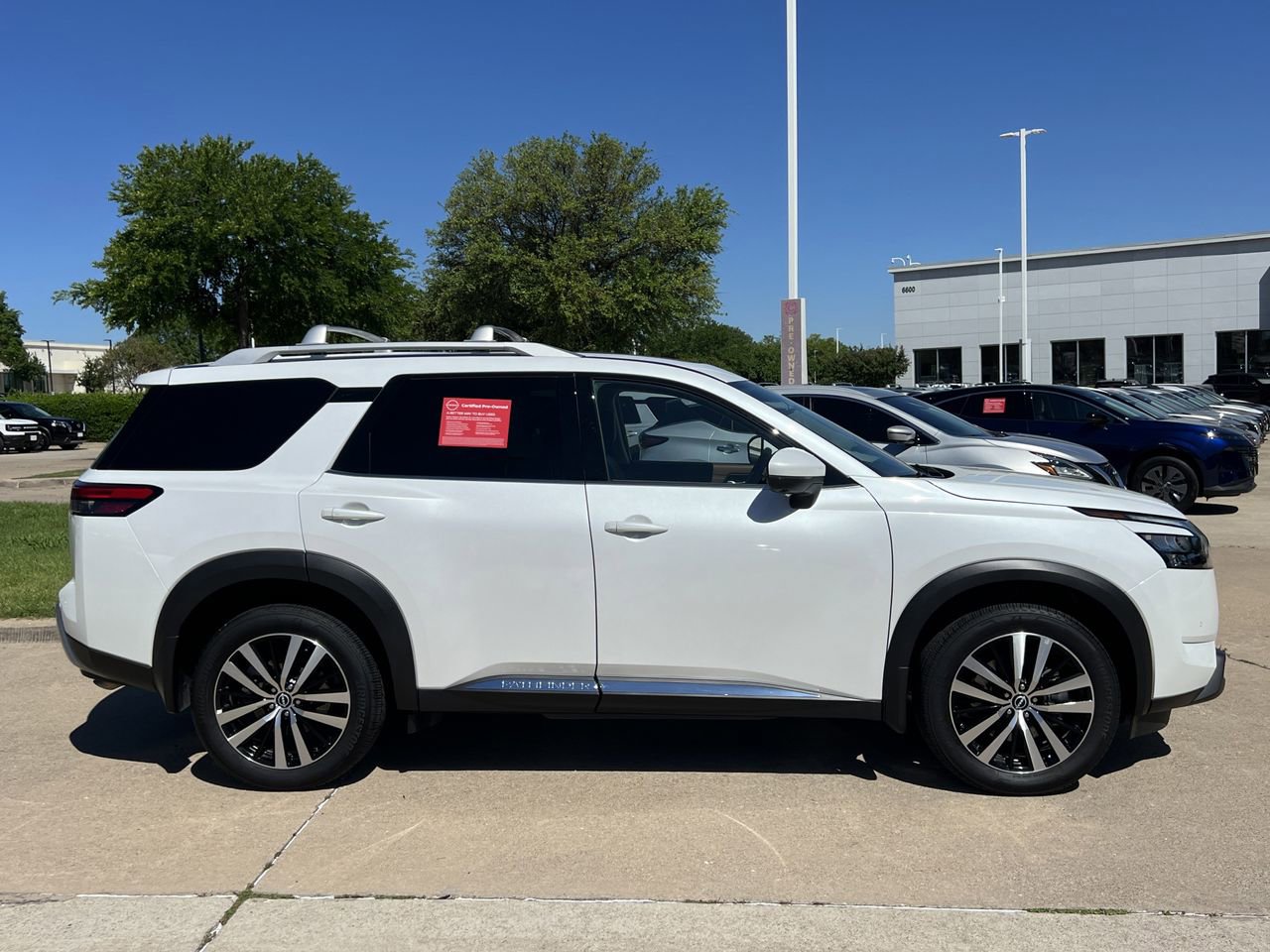 Certified 2025 Nissan Pathfinder Platinum w/ Cargo Package image 3