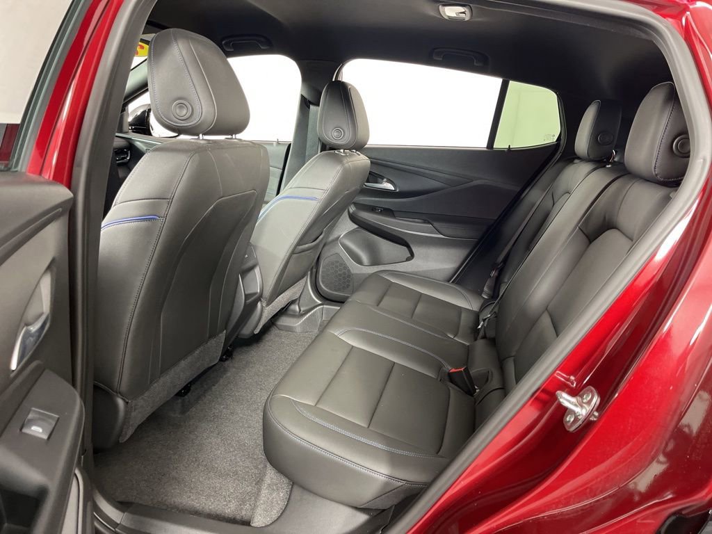 Certified 2025 Buick Envista Sport Touring w/ Convenience I Package image 22