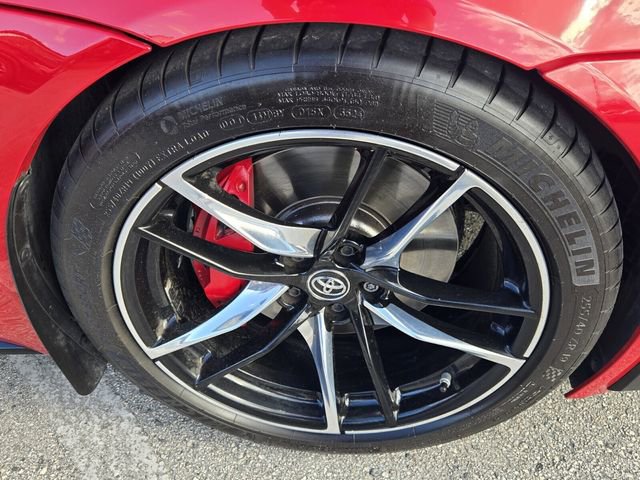 Used 2020 Toyota Supra Premium w/ Driver Assist Package image 17