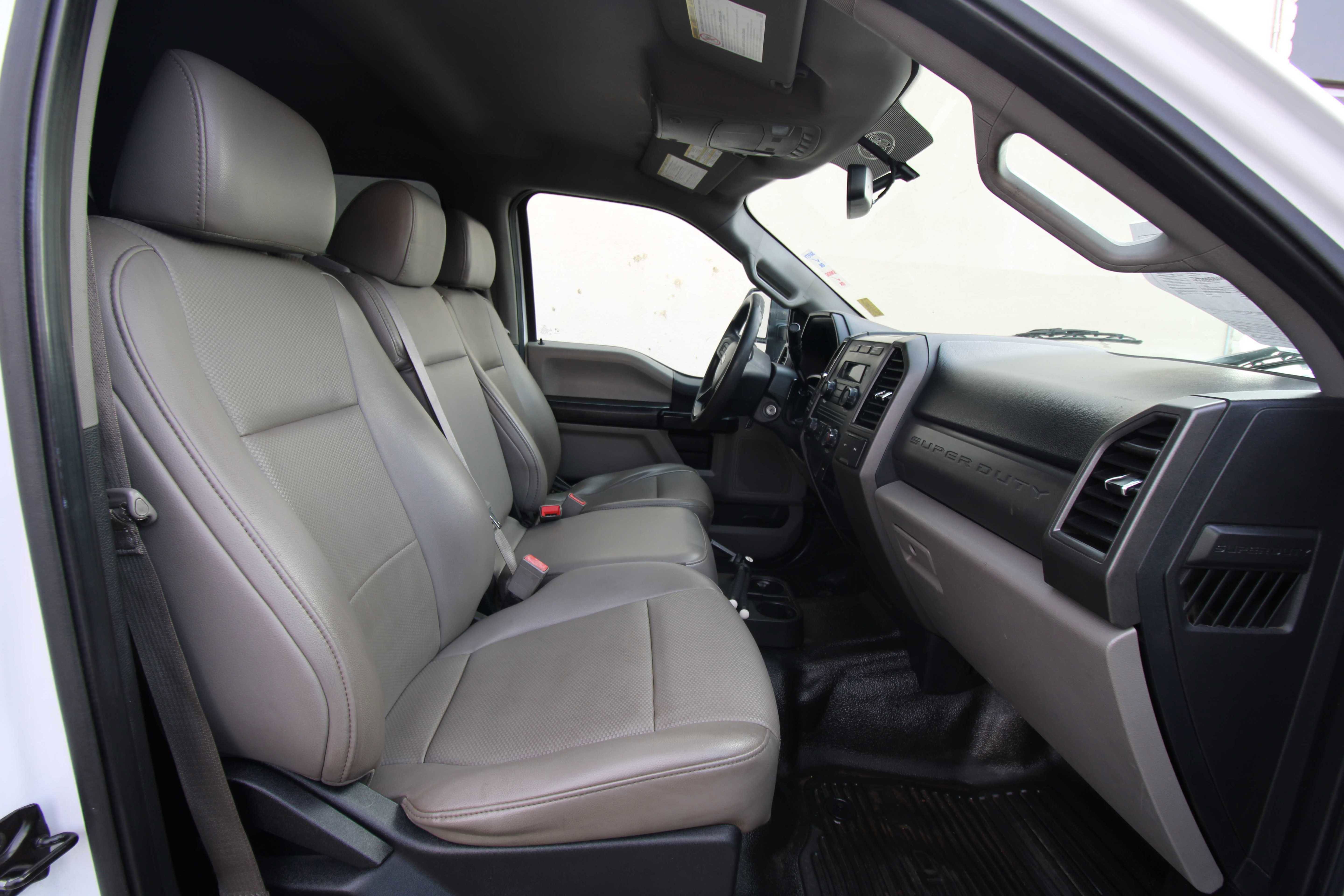 Used 2019 Ford F250 XL w/ Power Equipment Group image 9