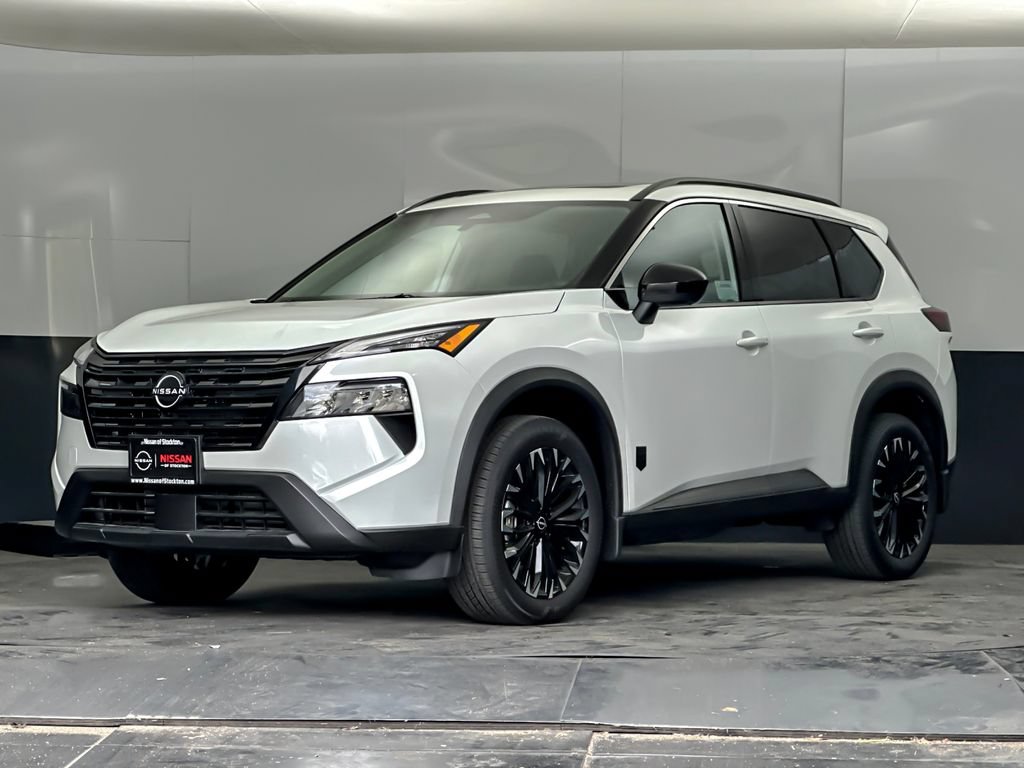 Used 2026 Nissan Rogue Dark Armor FWD image 7