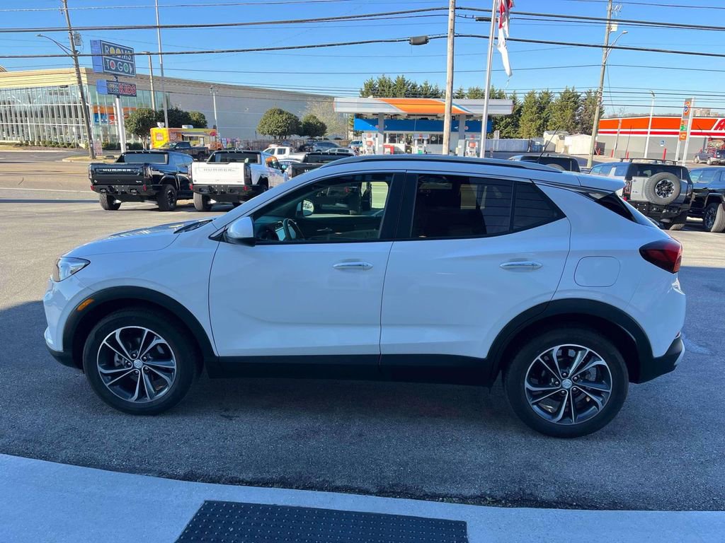 Certified 2023 Buick Encore GX Select w/ Safety Package II image 6