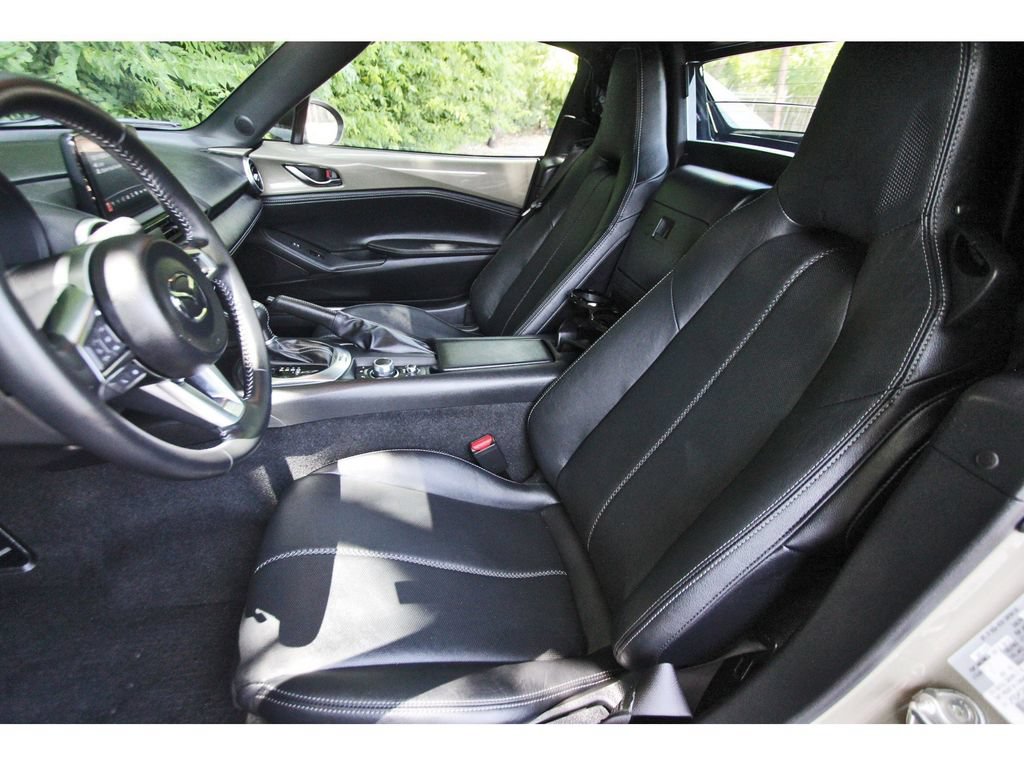 Certified 2023 MAZDA MX-5 Miata Grand Touring w/ Weather Package RWD image 6