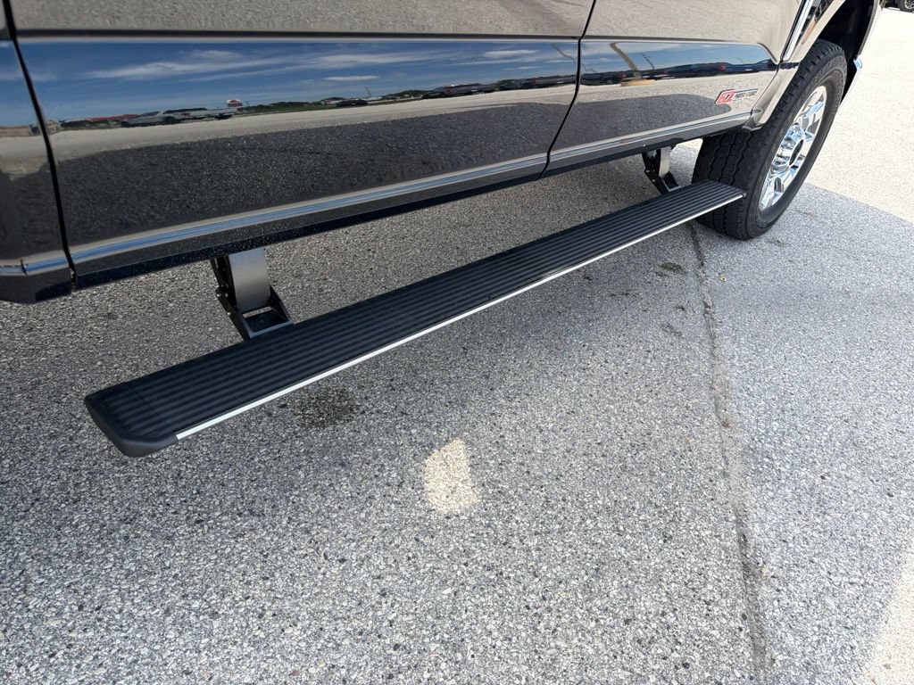 New 2026 Ford F350 King Ranch w/ Chrome Package AWD/4WD image 29