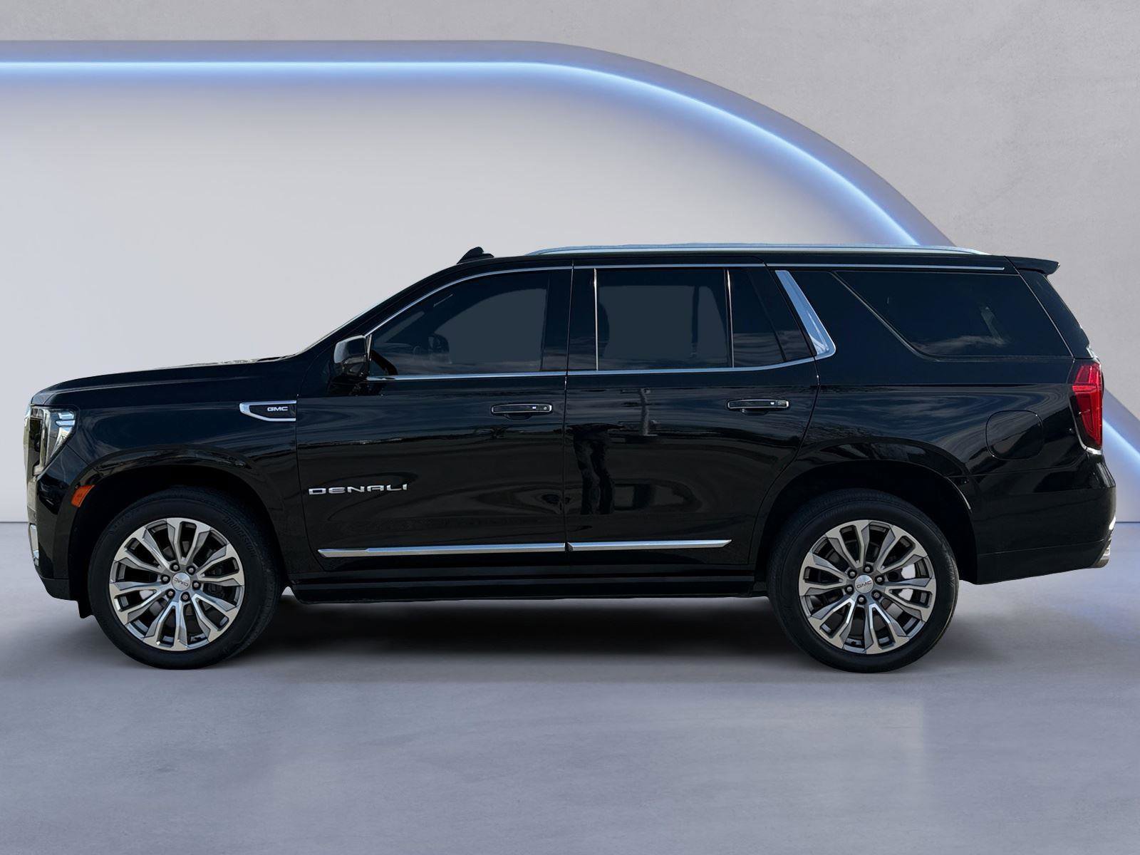 Used 2021 GMC Yukon Denali w/ Denali Premium Package image 6