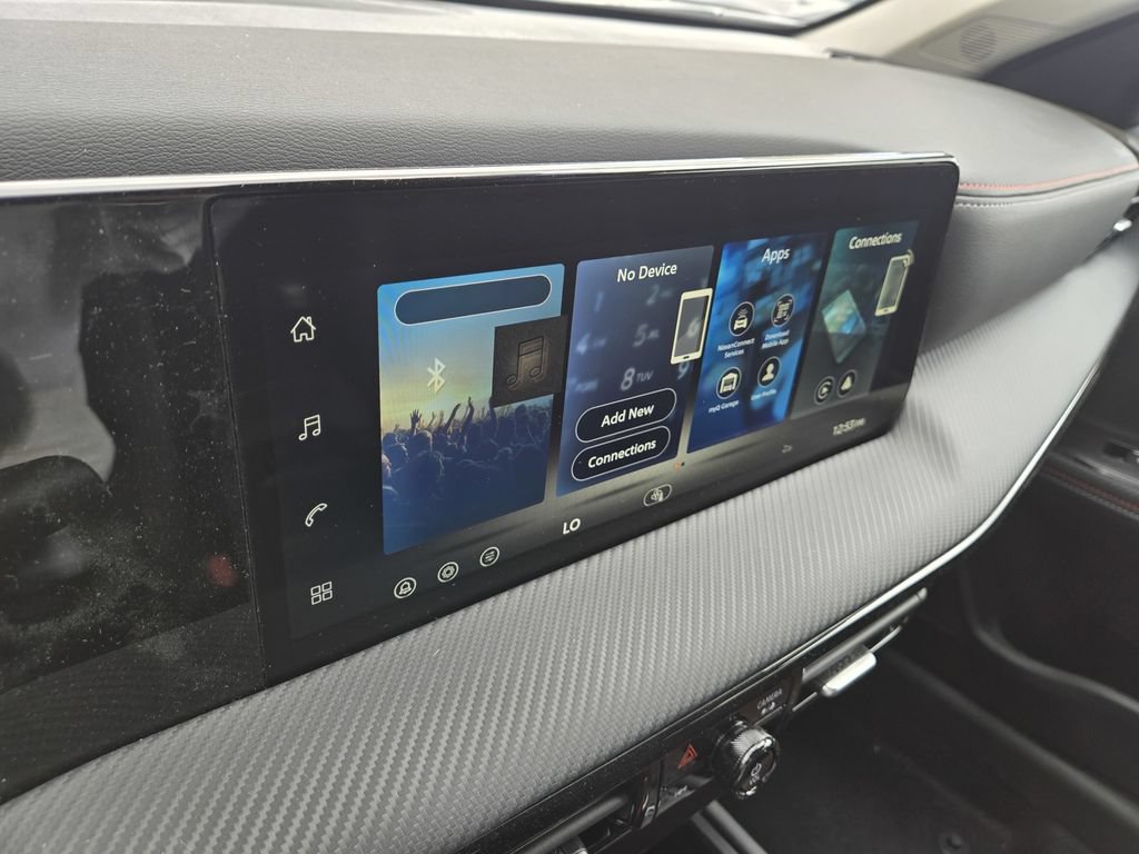 New 2026 Nissan Kicks SR AWD/4WD image 14