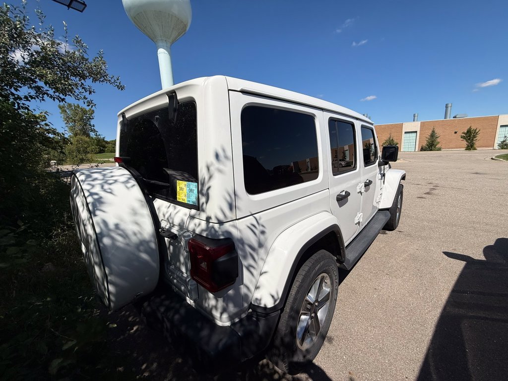 Used 2019 Jeep Wrangler Unlimited Sahara w/ Safety Group AWD/4WD image 7