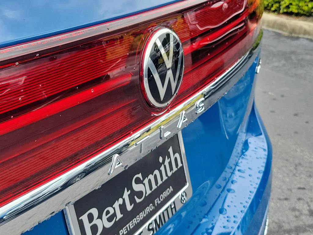 New 2026 Volkswagen Atlas SEL Premium R-Line image 7