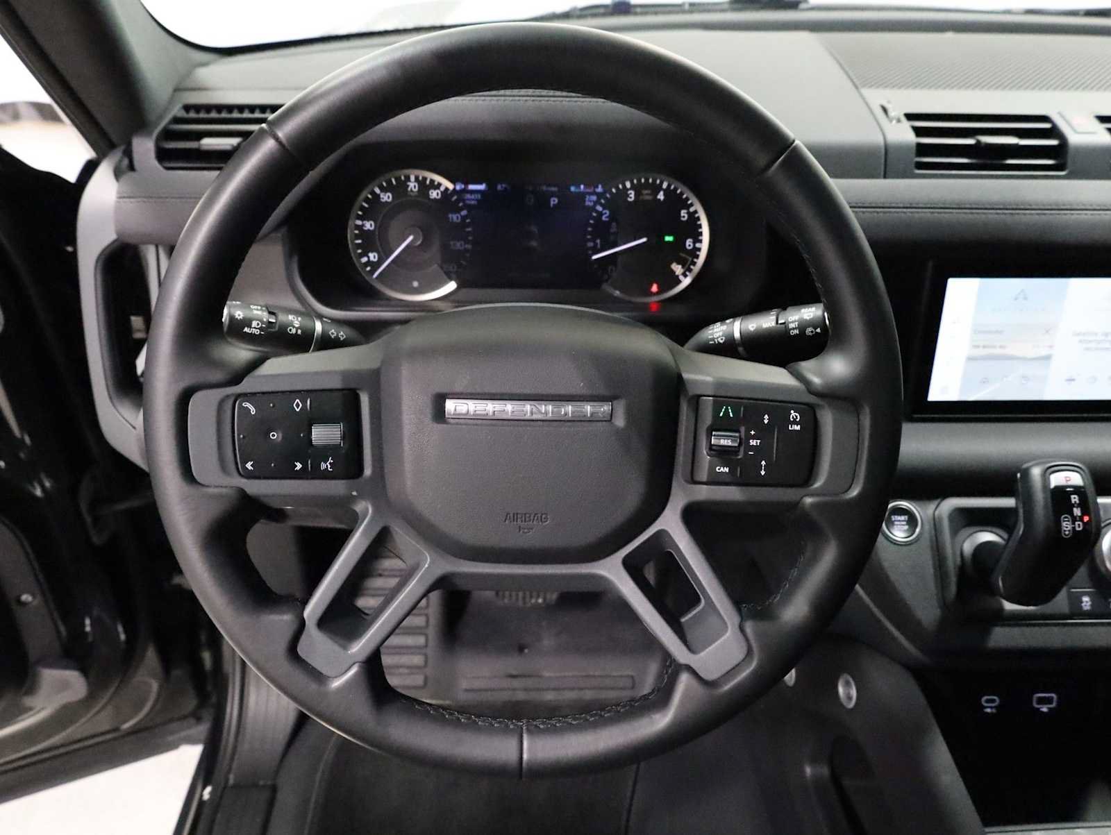 Used 2023 Land Rover Defender 90 X-Dynamic SE AWD/4WD image 23