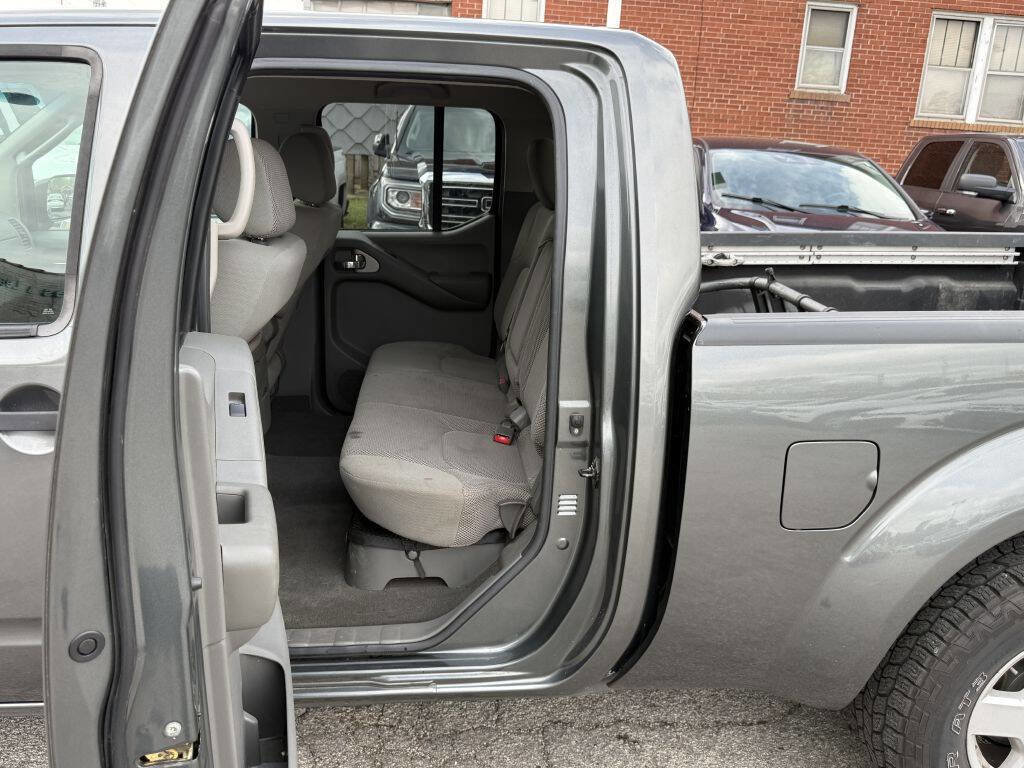 Used 2007 Nissan Frontier SE w/ SE Value Truck Pkg image 21