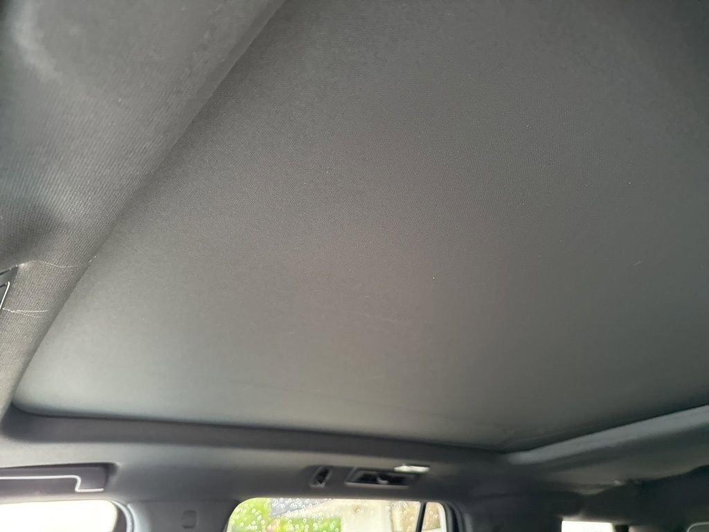 Used 2023 GMC Yukon SLT image 39