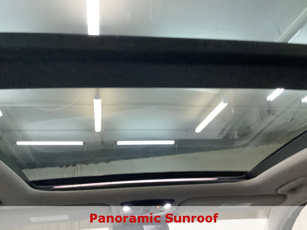 Used 2024 Kia Sorento EX w/ Panoramic Sunroof Package image 29
