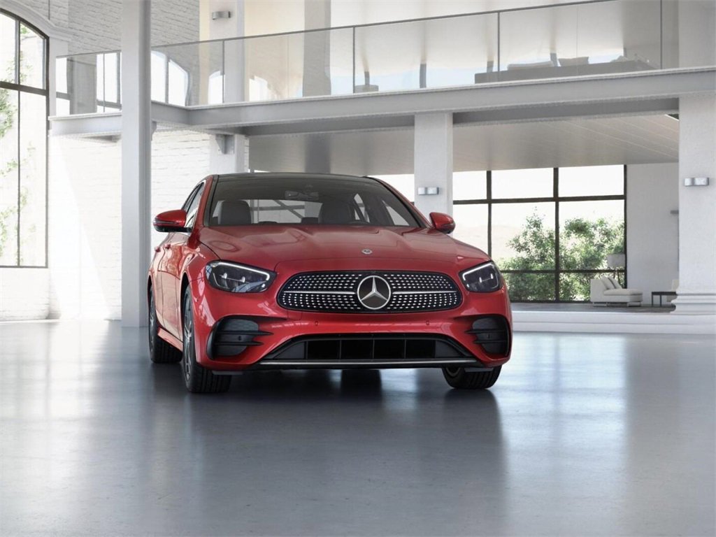 Used 2022 Mercedes-Benz E 350 4MATIC Sedan image 9