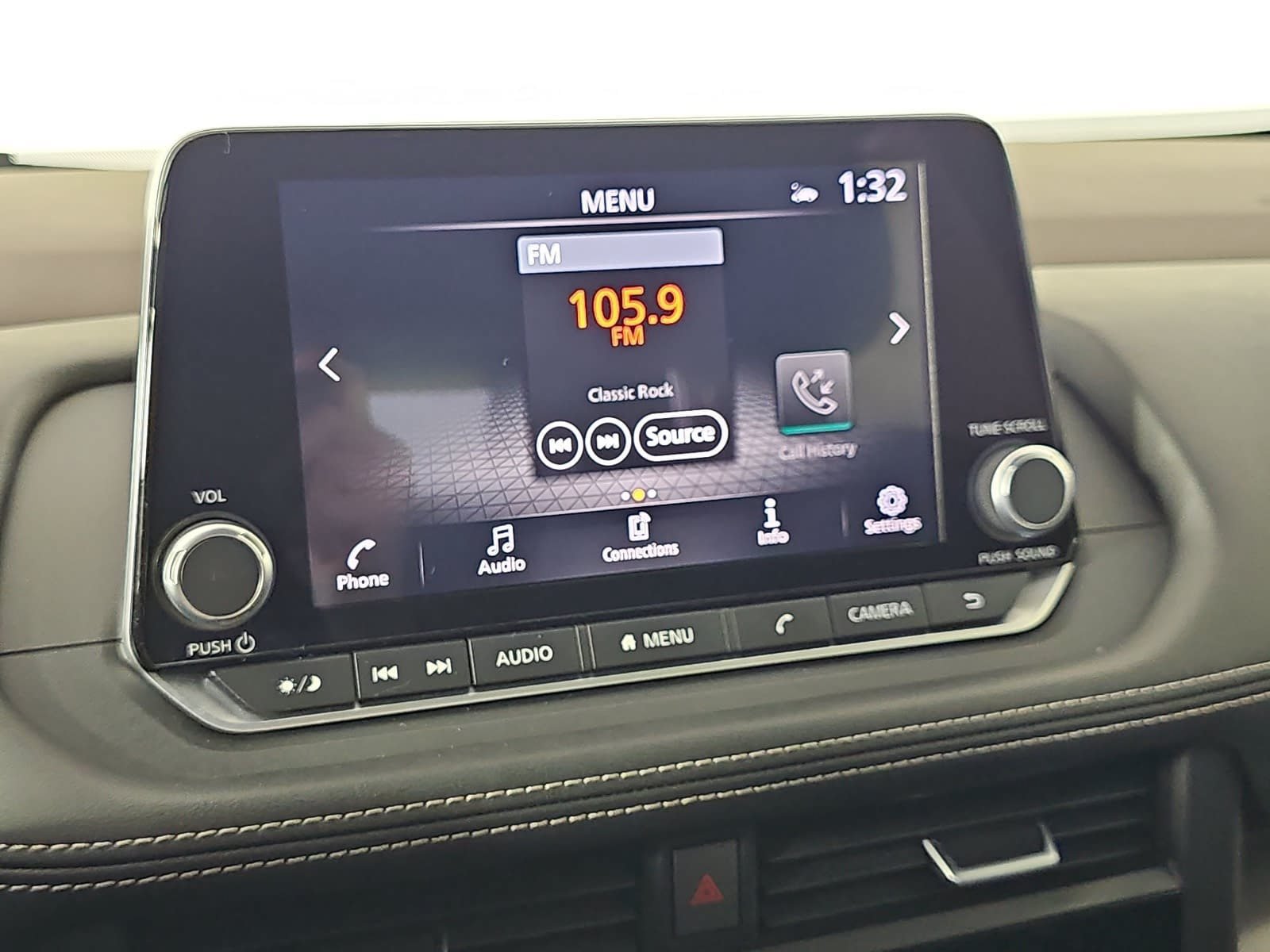 Used 2023 Nissan Rogue SV FWD image 20