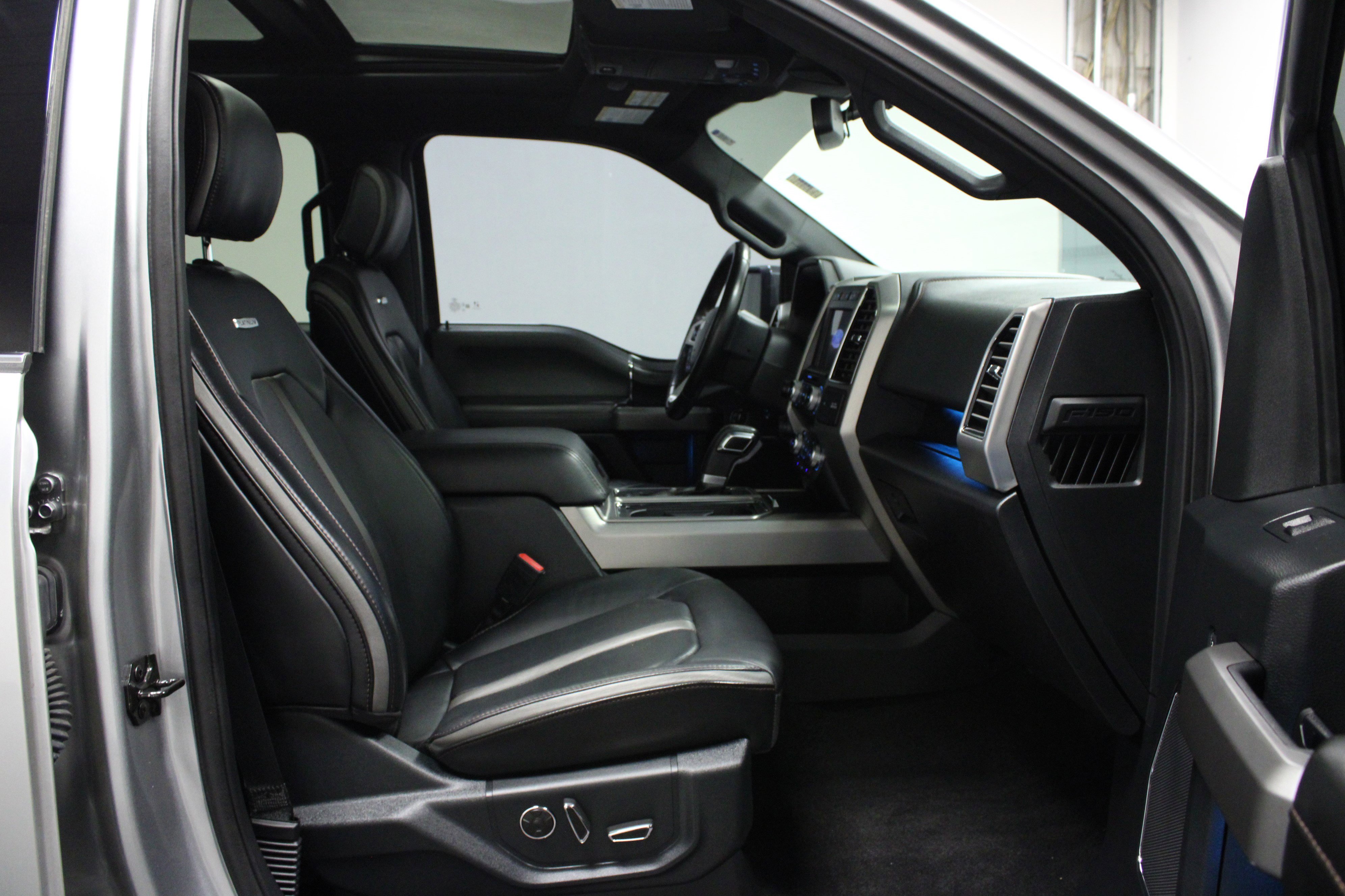 Used 2020 Ford F150 Platinum w/ Technology Package AWD/4WD image 16