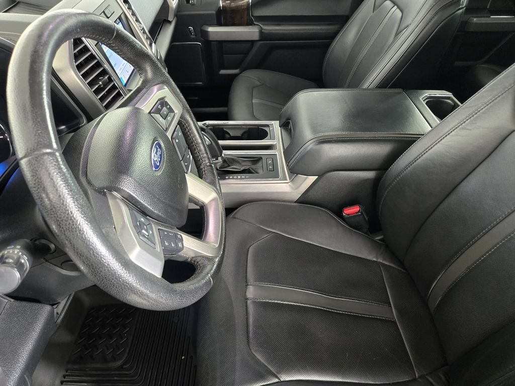 Used 2016 Ford F150 Platinum w/ Equipment Group 701A Luxury AWD/4WD image 15