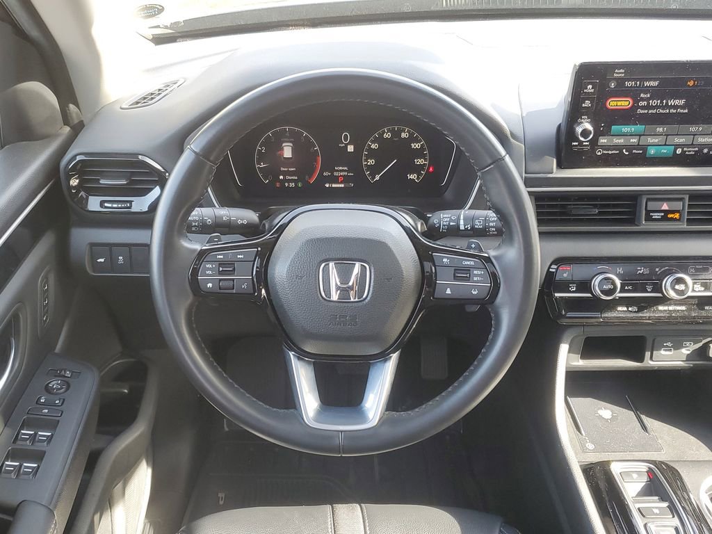 Used 2025 Honda Pilot Touring image 30