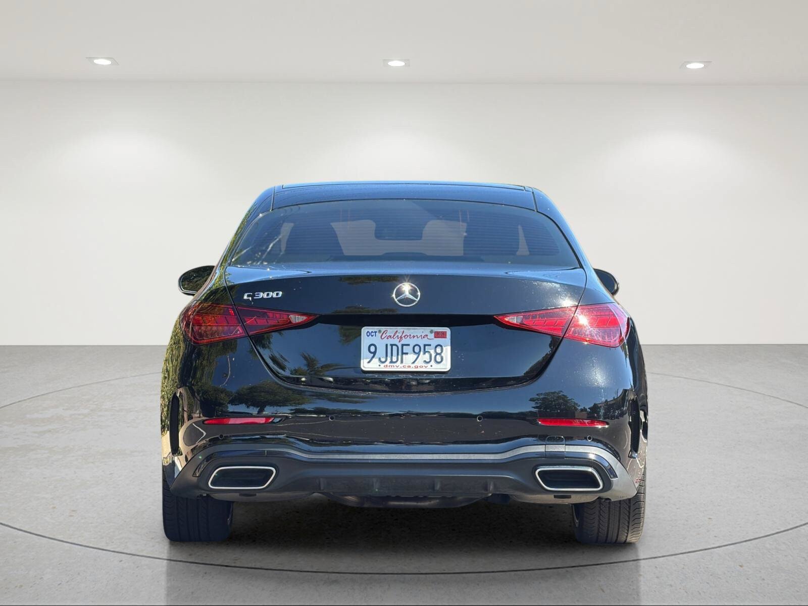 Used 2023 Mercedes-Benz C 300 Sedan image 3