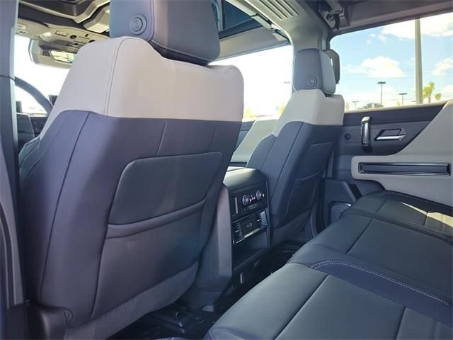 New 2026 GMC Hummer EV 4x4 Crew Cab image 10