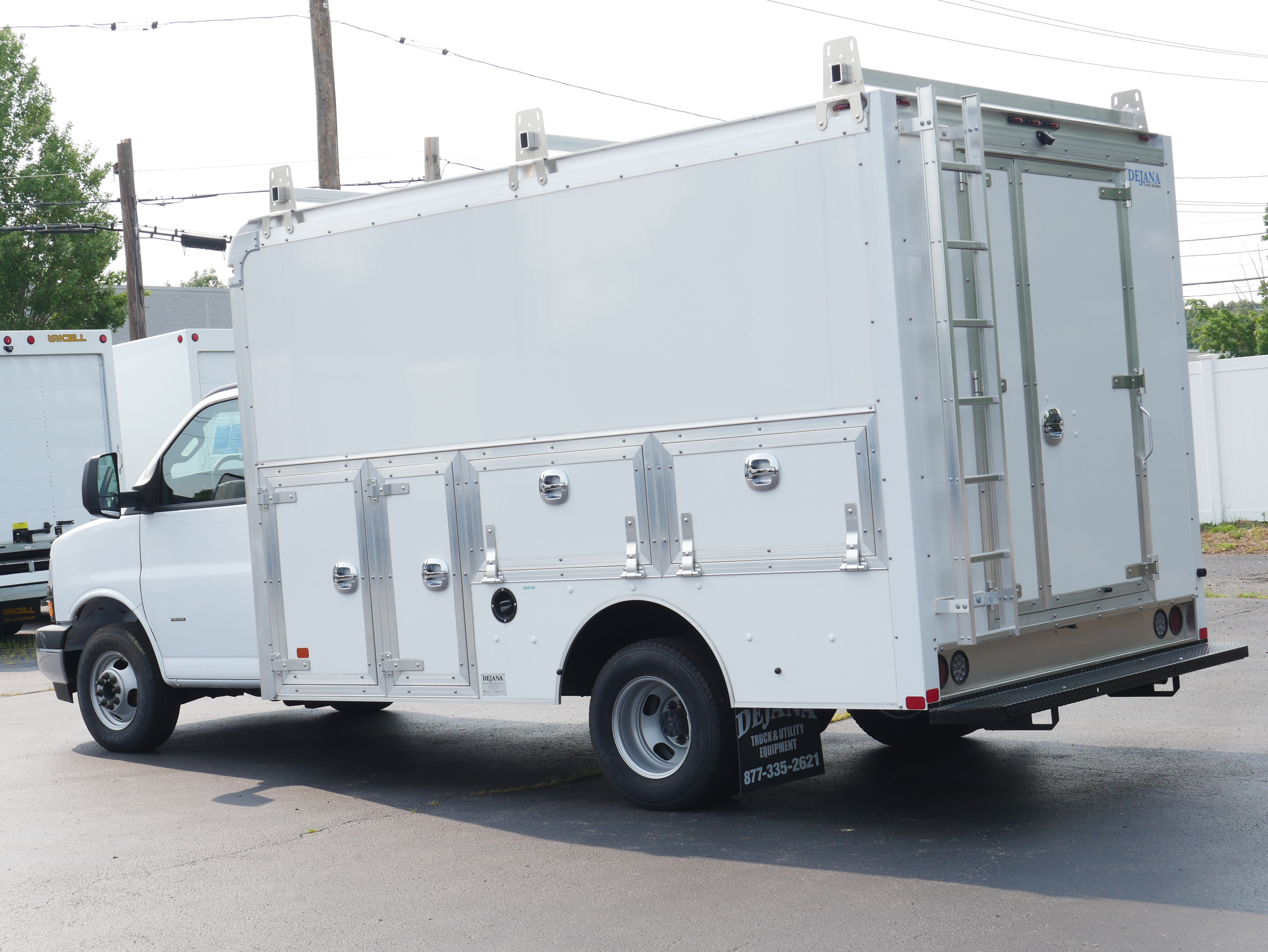 New 2025 Chevrolet Express 3500 w/ Power Convenience Package RWD image 11