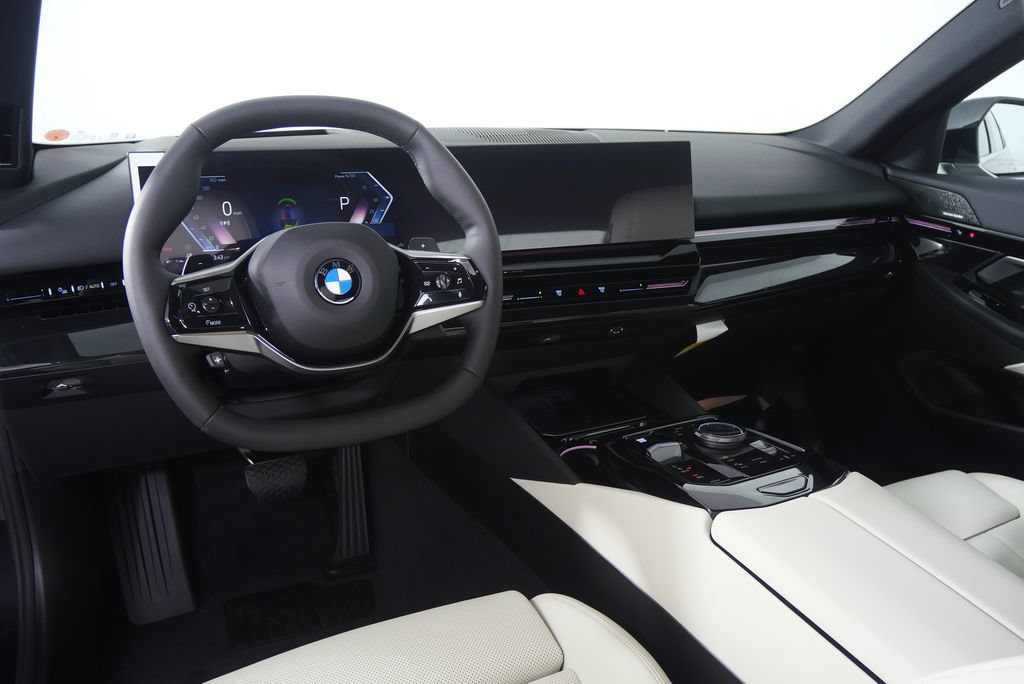 Used 2026 BMW 530i RWD image 18