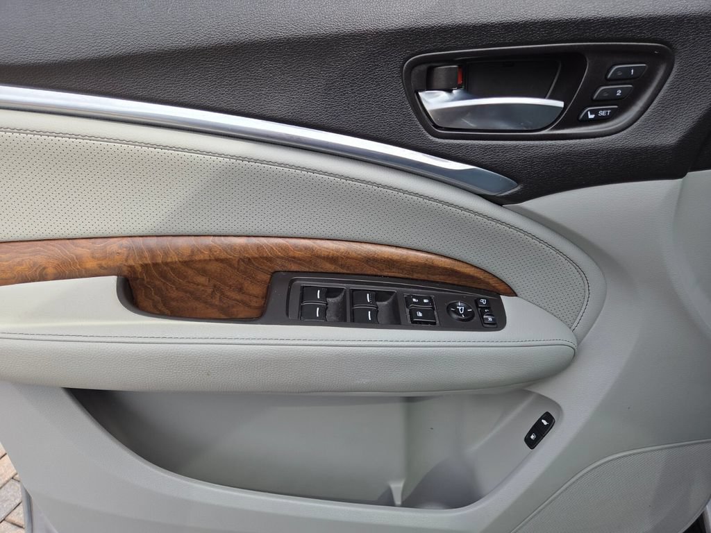 Used 2020 Acura MDX FWD w/ Technology Package image 29