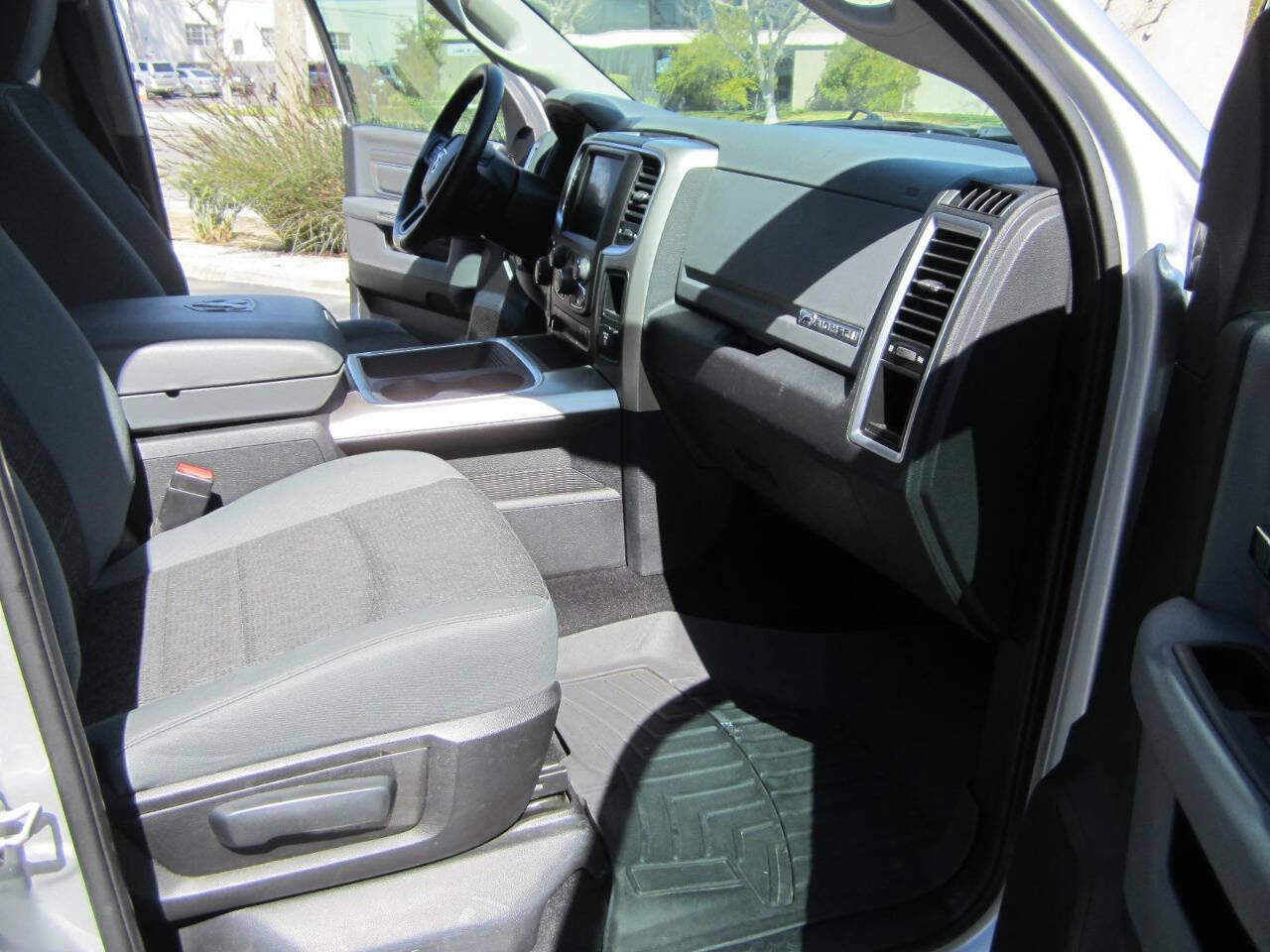 Used 2016 RAM 1500 Big Horn image 16