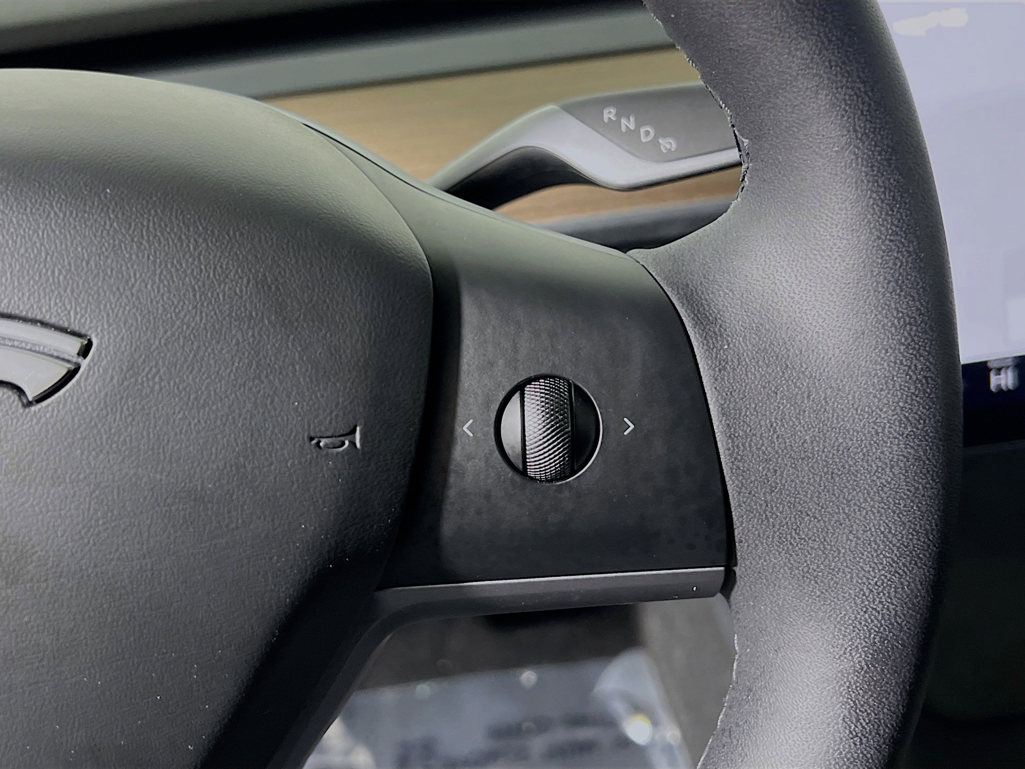 Used 2023 Tesla Model 3 Standard Range image 20