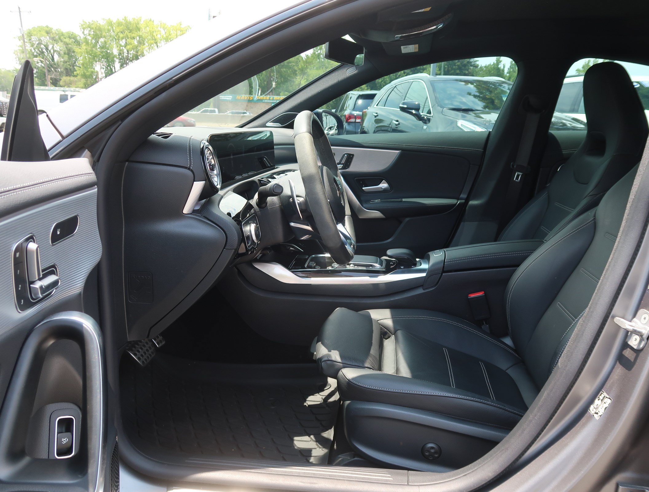 Used 2023 Mercedes-Benz CLA 35 AMG 4MATIC image 15