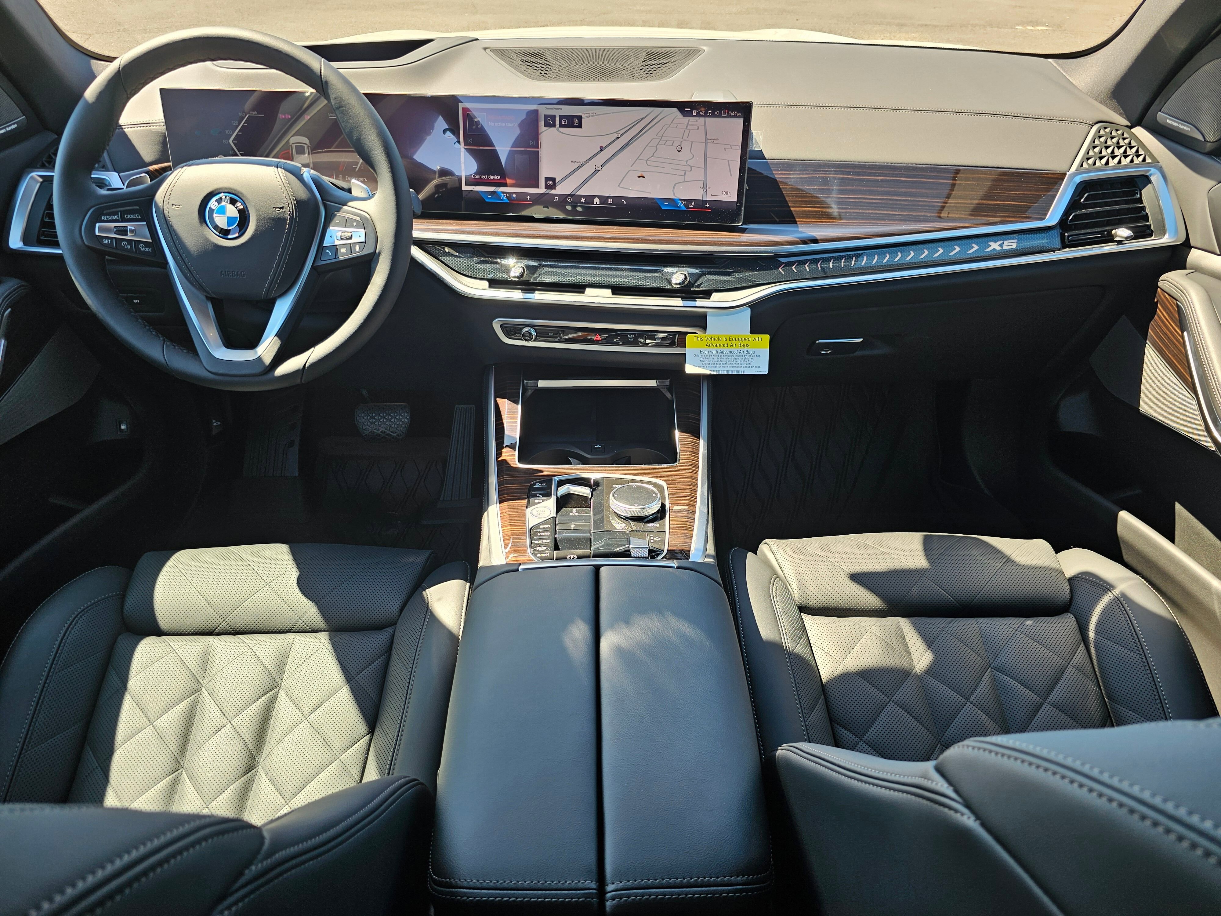 New 2026 BMW X5 xDrive50e image 10