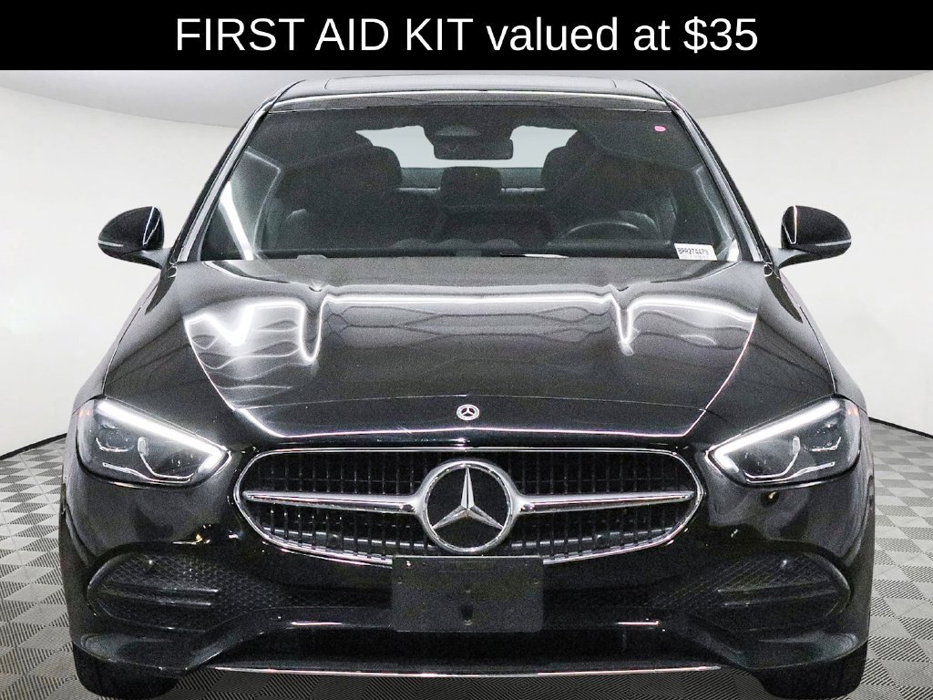 Used 2025 Mercedes-Benz C 300 4MATIC Sedan image 2