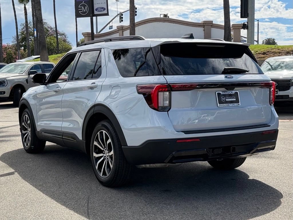 Used 2026 Ford Explorer ST-Line RWD image 6