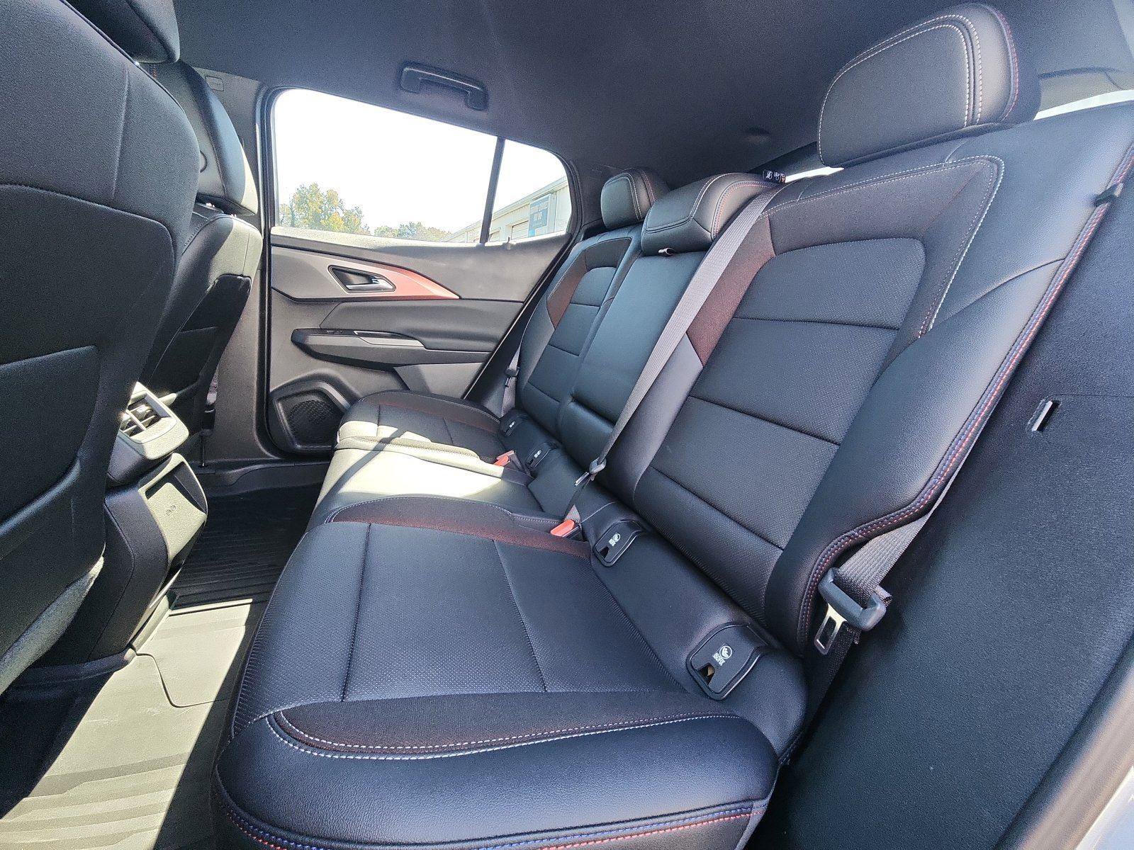 New 2025 Chevrolet Equinox EV RS AWD/4WD image 22