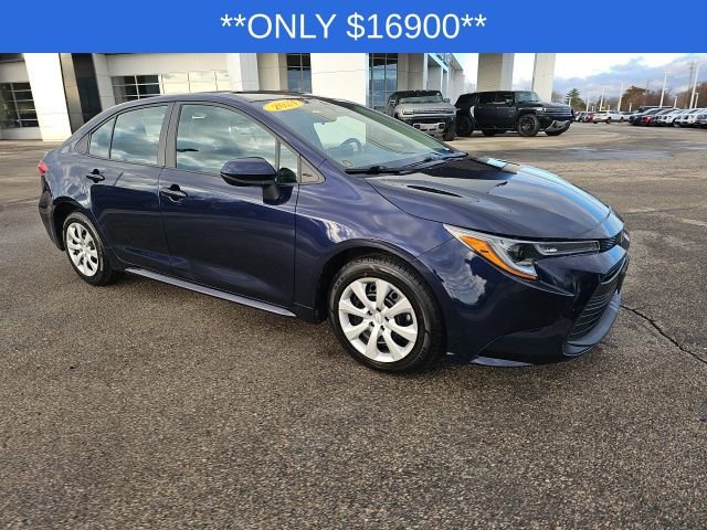 Used 2024 Toyota Corolla LE image 25