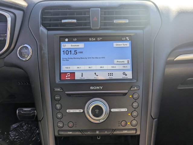 Used 2017 Ford Fusion Titanium image 13