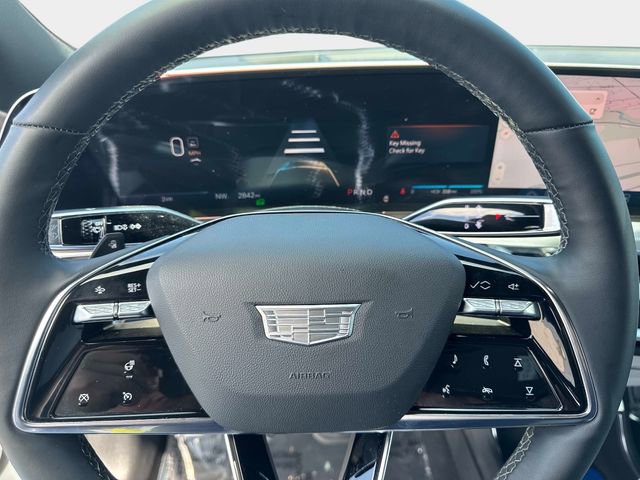 New 2025 Cadillac Lyriq Luxury w/ LPO, Floor Liner Package AWD/4WD image 25