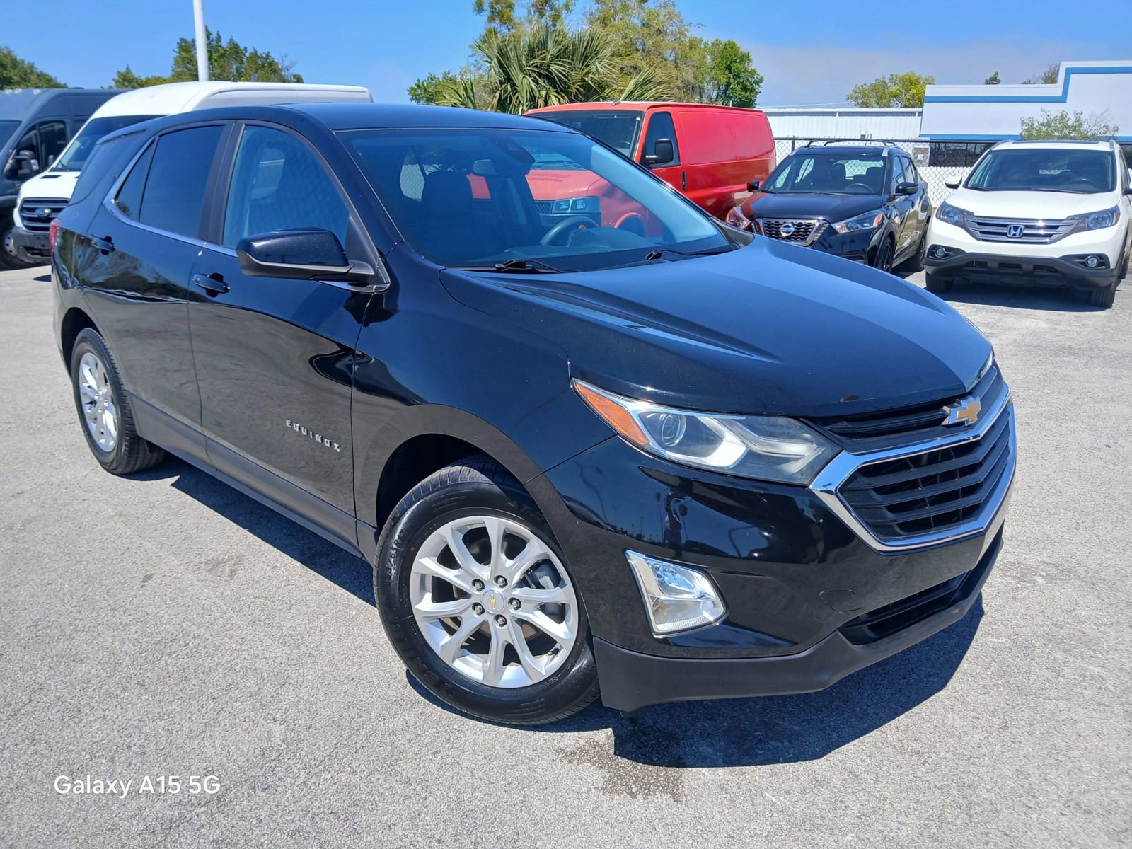Used 2021 Chevrolet Equinox LT image 1