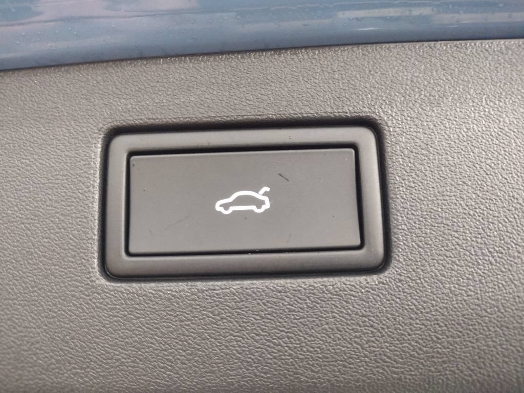 New 2026 Volkswagen Tiguan SE AWD/4WD image 19