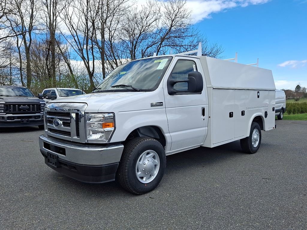New 2026 Ford E-350 and Econoline 350 Super Duty w/ Power Equipment Group image 2
