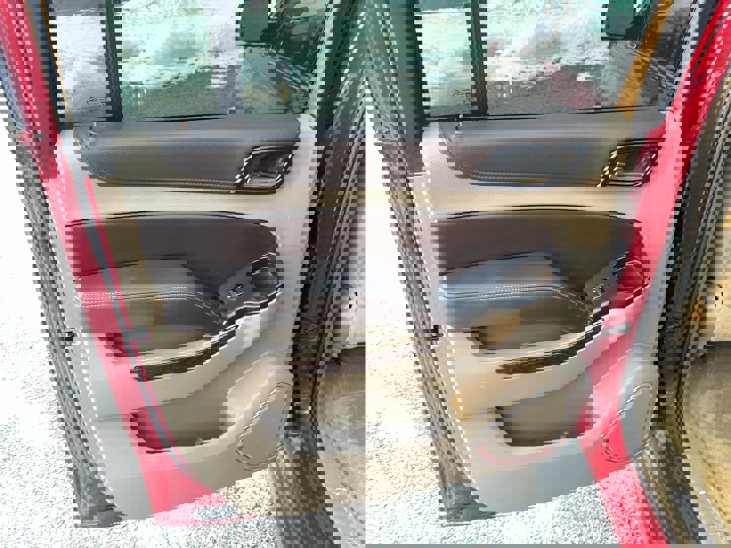 Used 2015 Chevrolet Suburban LT image 15