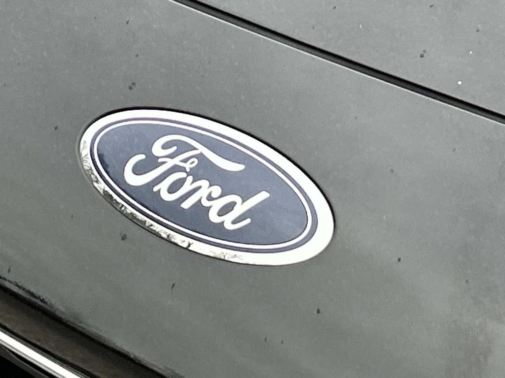 Used 2021 Ford Escape SEL w/ Technology Package image 10