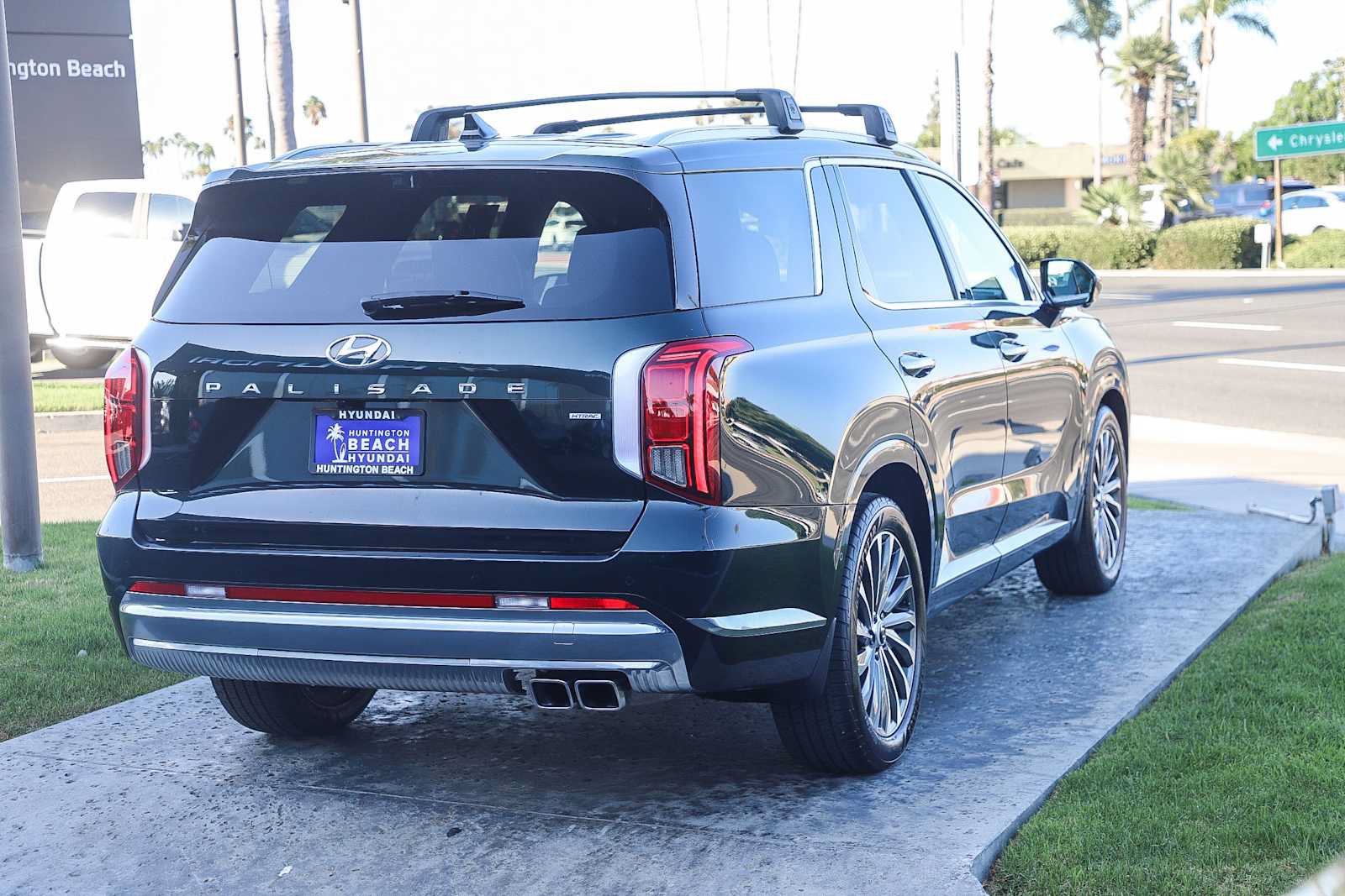 Used 2024 Hyundai Palisade Calligraphy AWD/4WD image 6