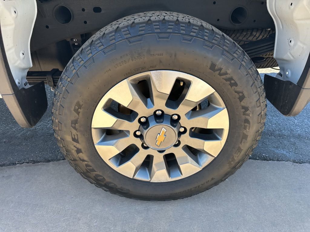 Used 2024 Chevrolet Silverado 2500 Custom w/ Custom Value Package image 40