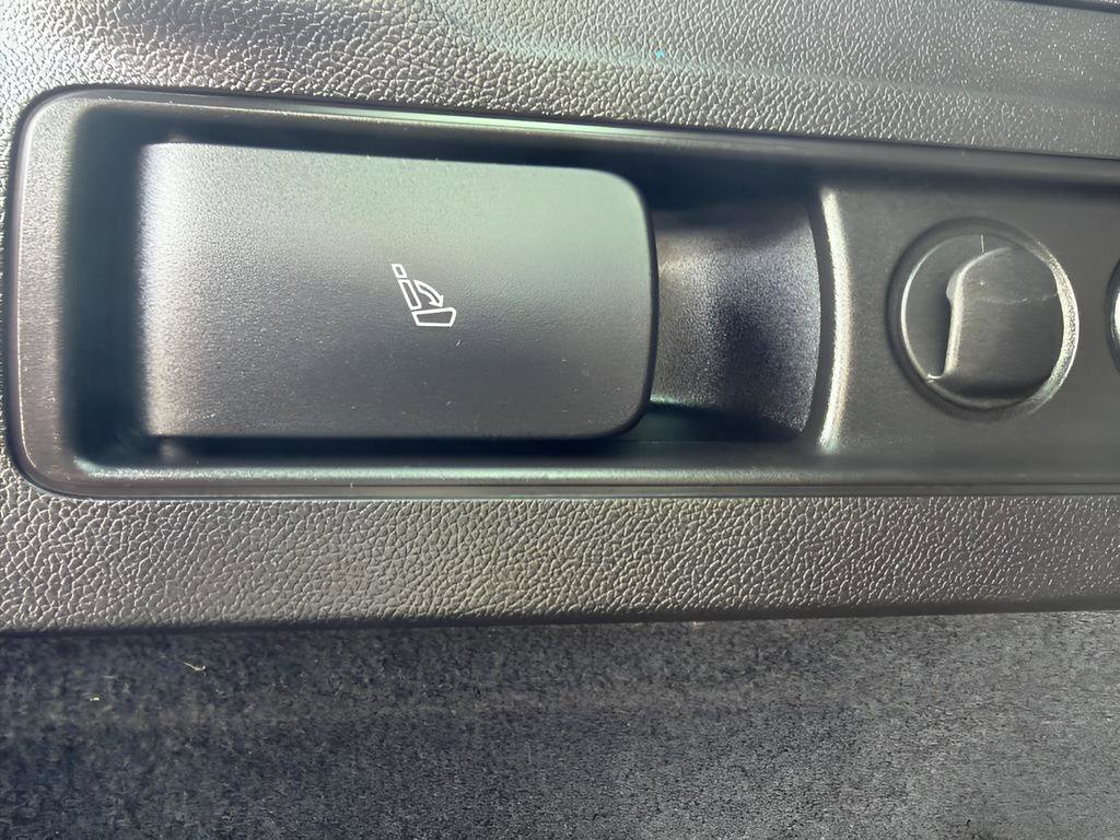 Used 2023 Alfa Romeo Stelvio Veloce image 11