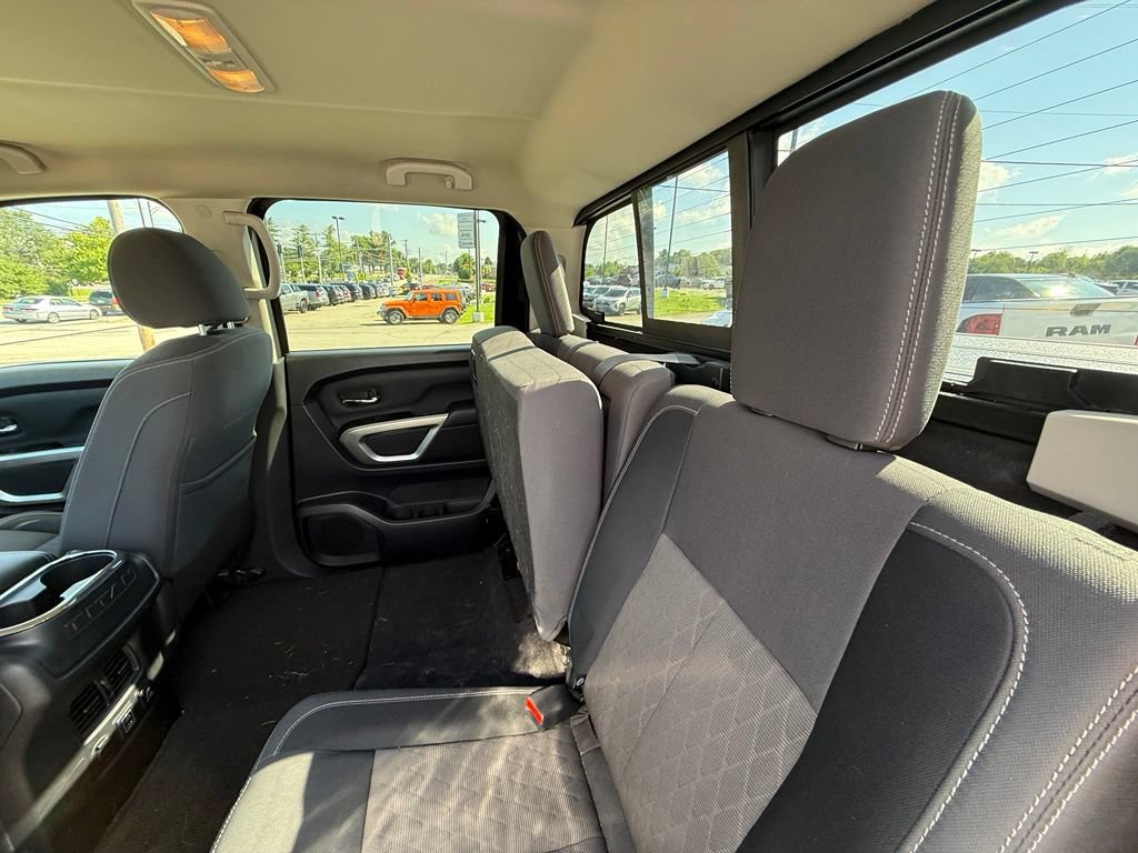 Used 2023 Nissan Titan SV w/ SV Convenience Package AWD/4WD image 25