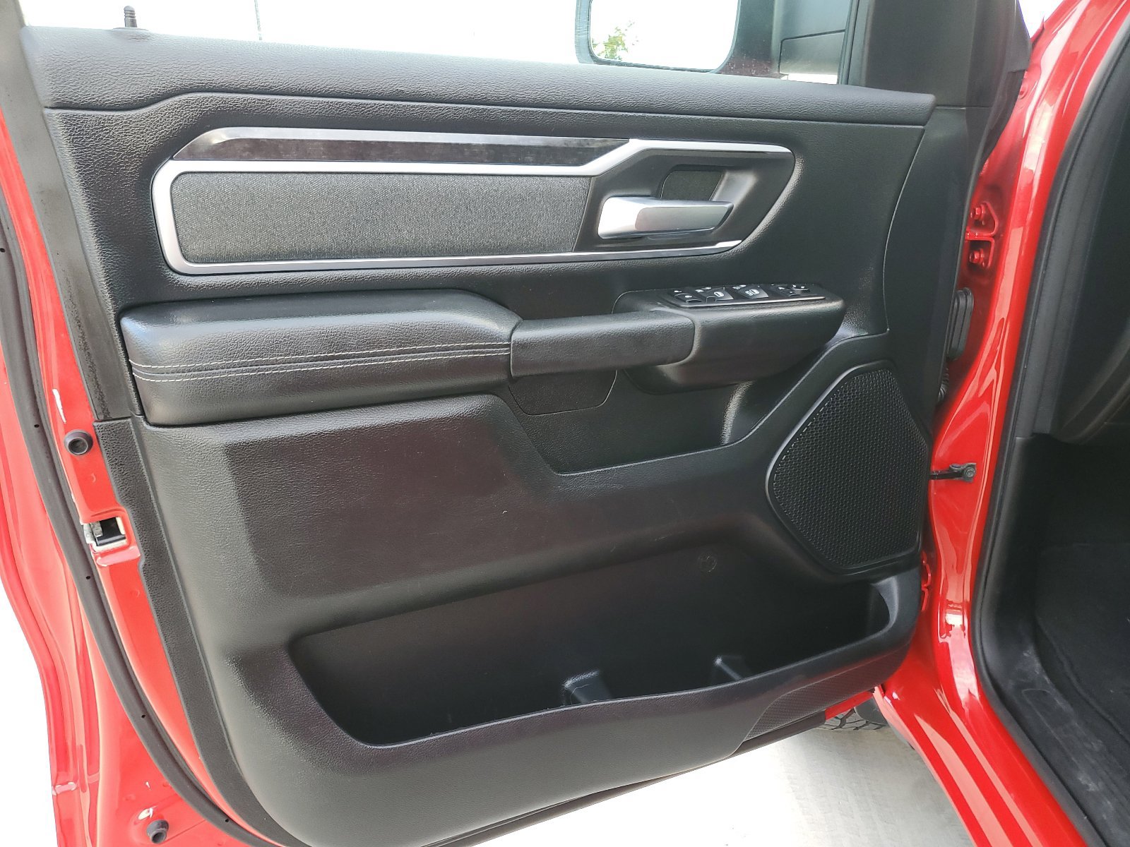 Used 2019 RAM 1500 Big Horn RWD image 13