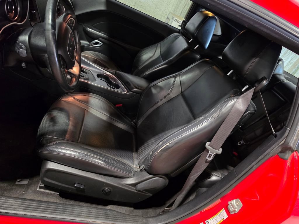 Used 2015 Dodge Challenger SXT Plus RWD image 6