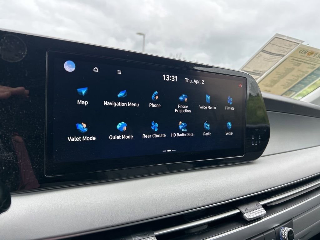 Used 2024 Hyundai Palisade SEL FWD image 32